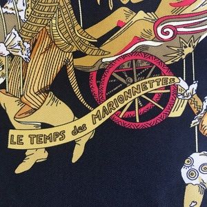 Hermès 💯% Silk Scarf 90cm